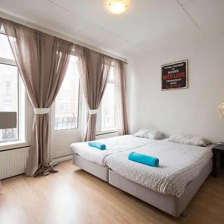 Apartament Dutch Rose *